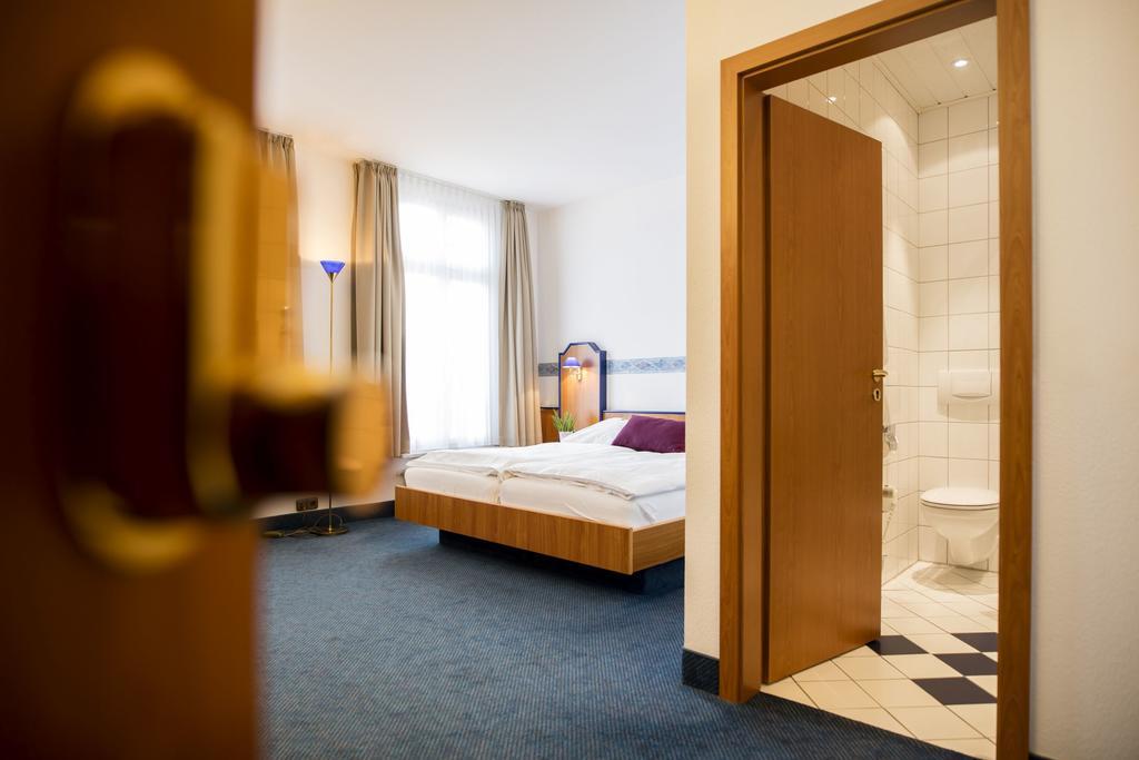 Parkhotel Tillmanns Eltville am Rhein Exterior foto